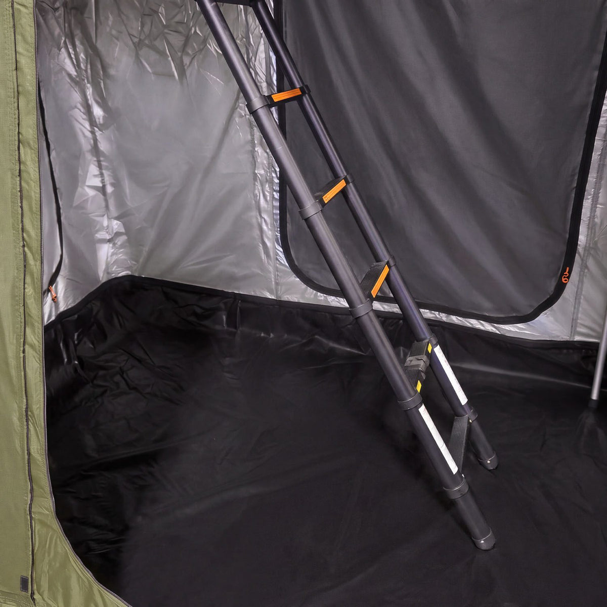 23Zero Armadillo Horizon annex room