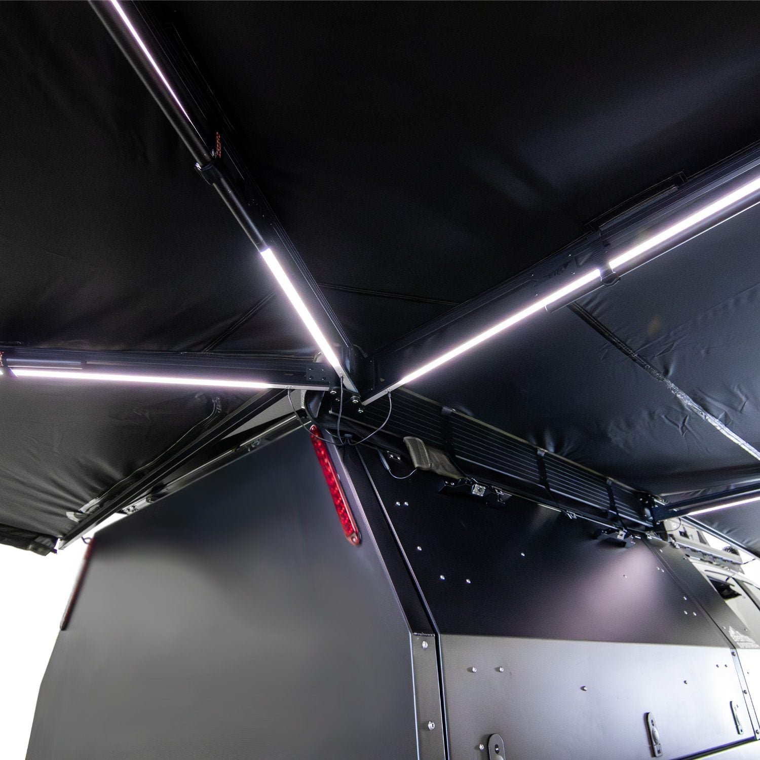 Peregrine PRO Freestanding 270-Degree Awning with Light Suppression