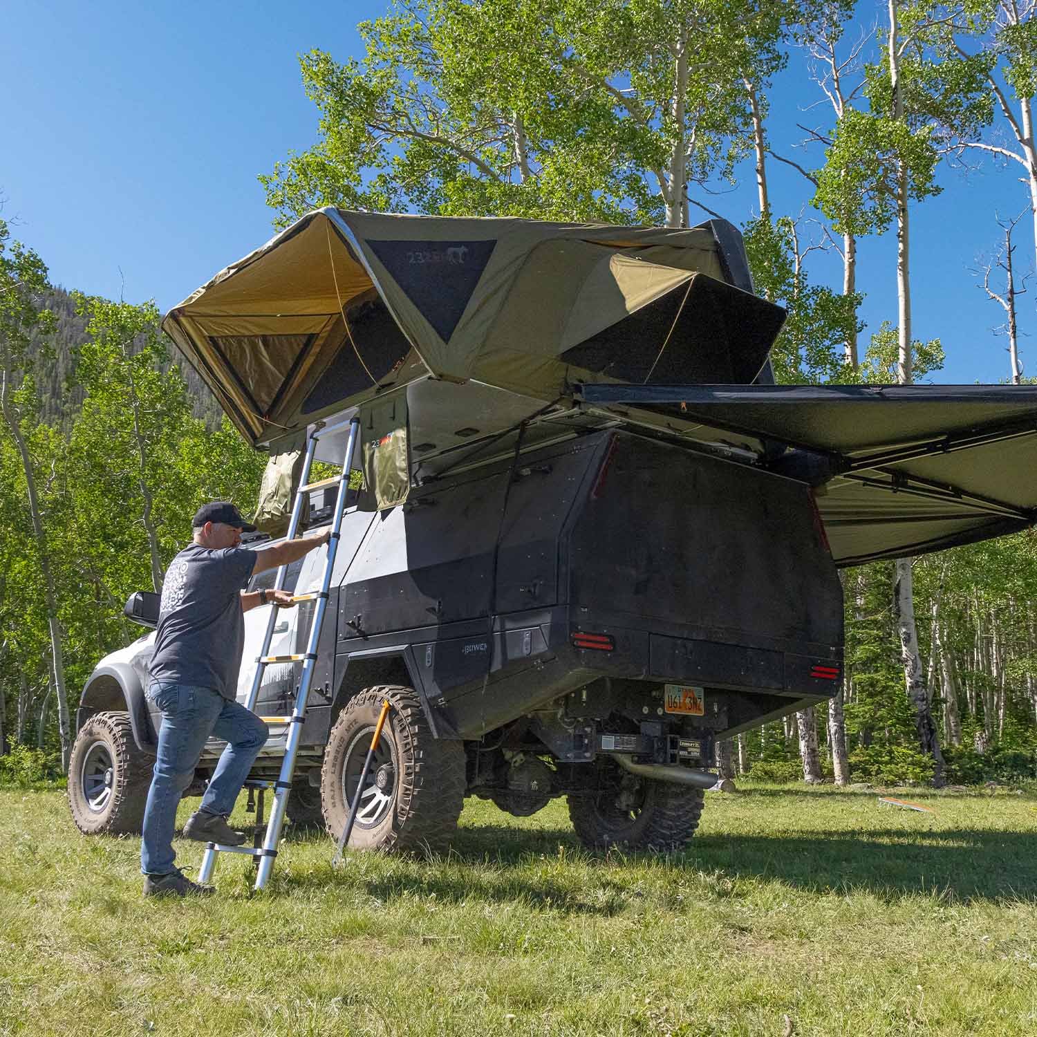 Armadillo A3 Hard Shell Rooftop Tent