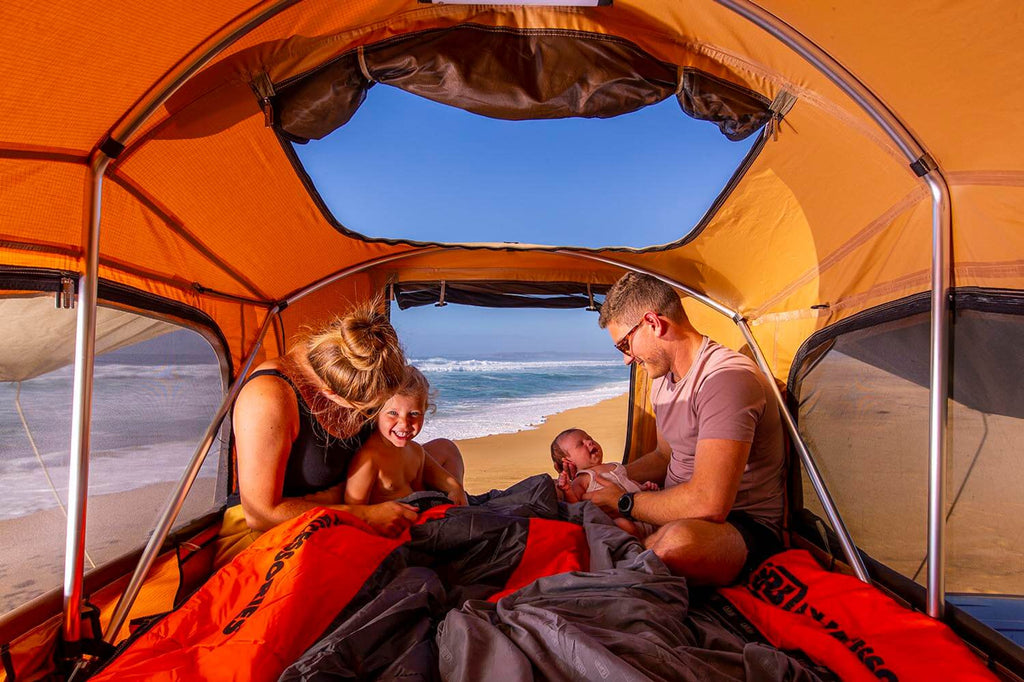 ARB Flinders Rooftop Tent 803300A - Compact, Durable Shelter