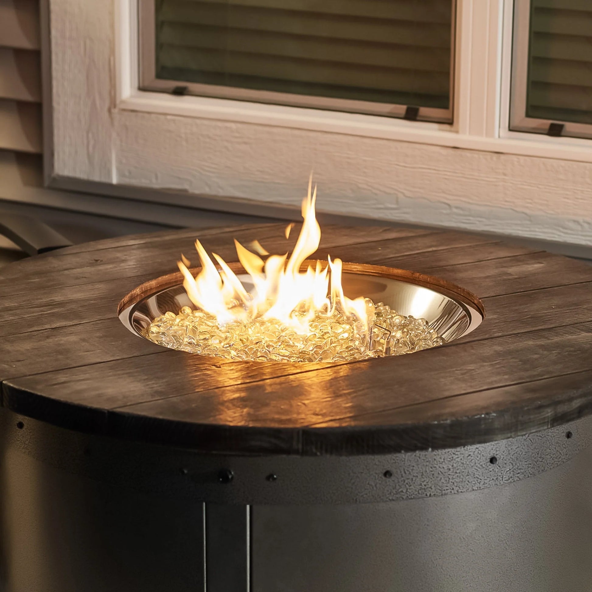 The Outdoor GreatRoom Company Edison Round Gas Fire Pit Table