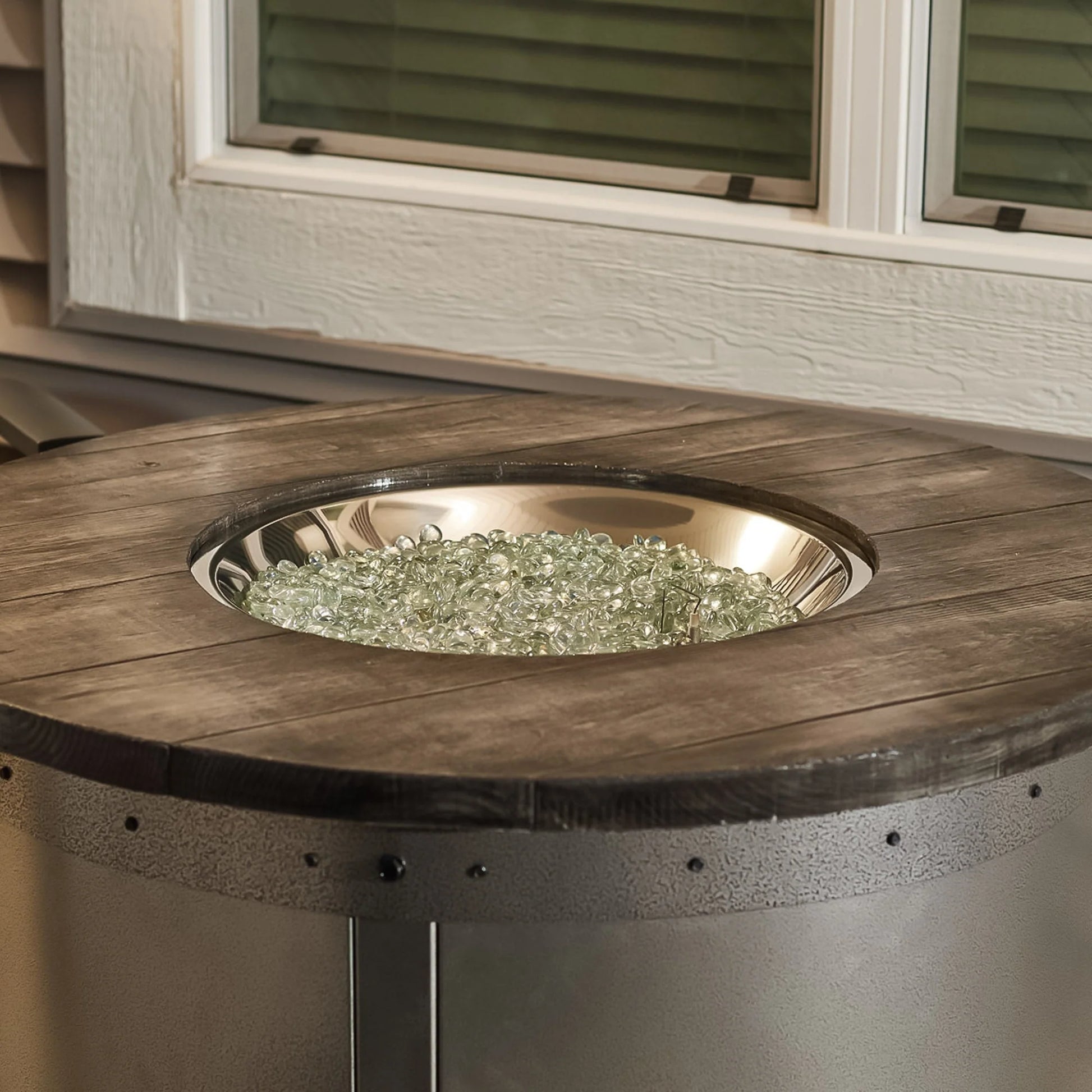 The Outdoor GreatRoom Company Edison Round Gas Fire Pit Table