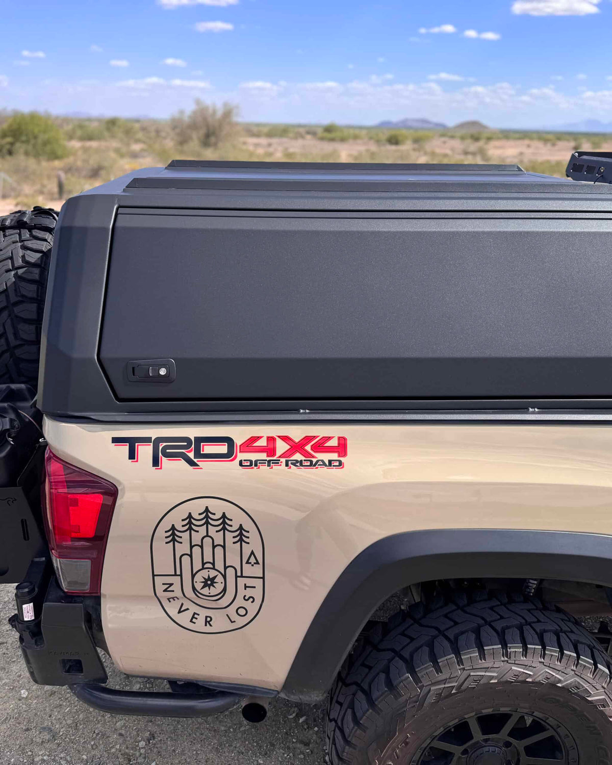 CapRax Aluminum Truck Canopy - Toyota Tacoma Gen 3 5ft Bed