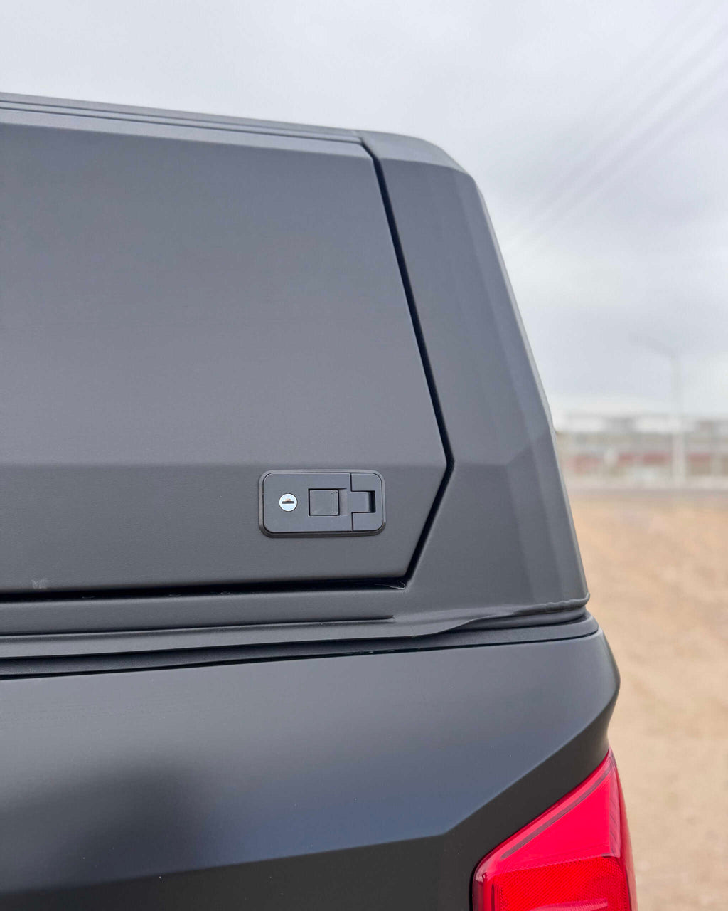 CapRax Aluminum Truck Canopy - Toyota Tundra Gen 2 5.5ft Bed