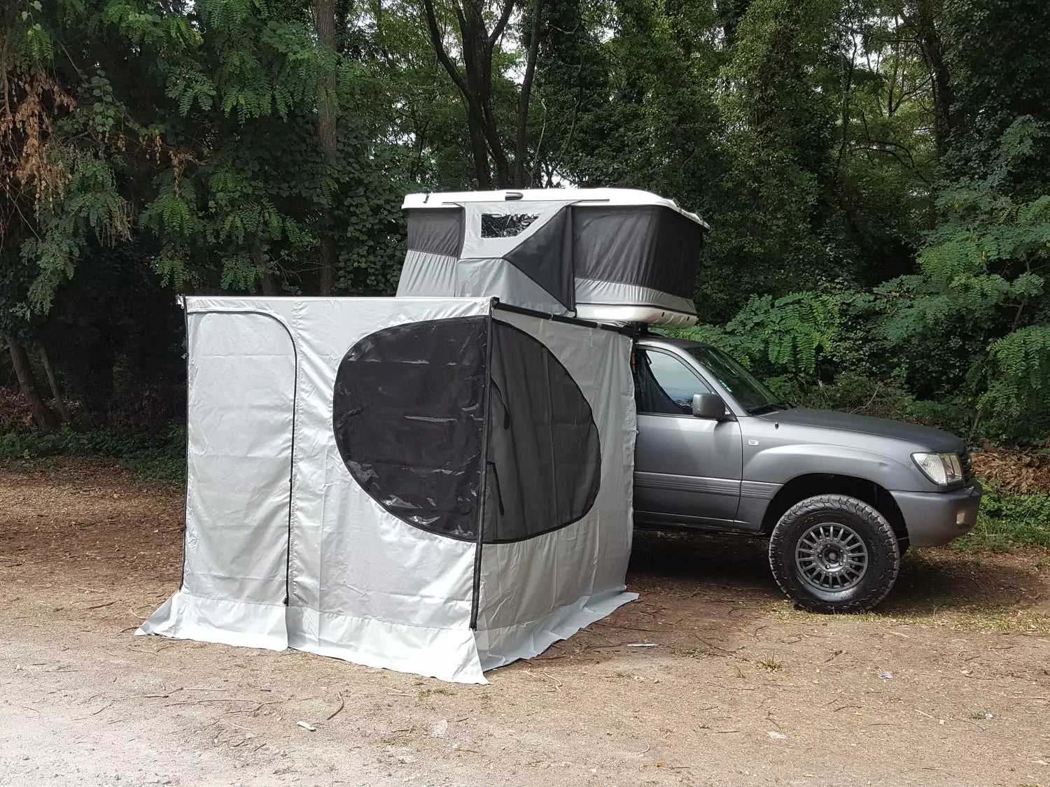 James Baroud Classic Awning Walls