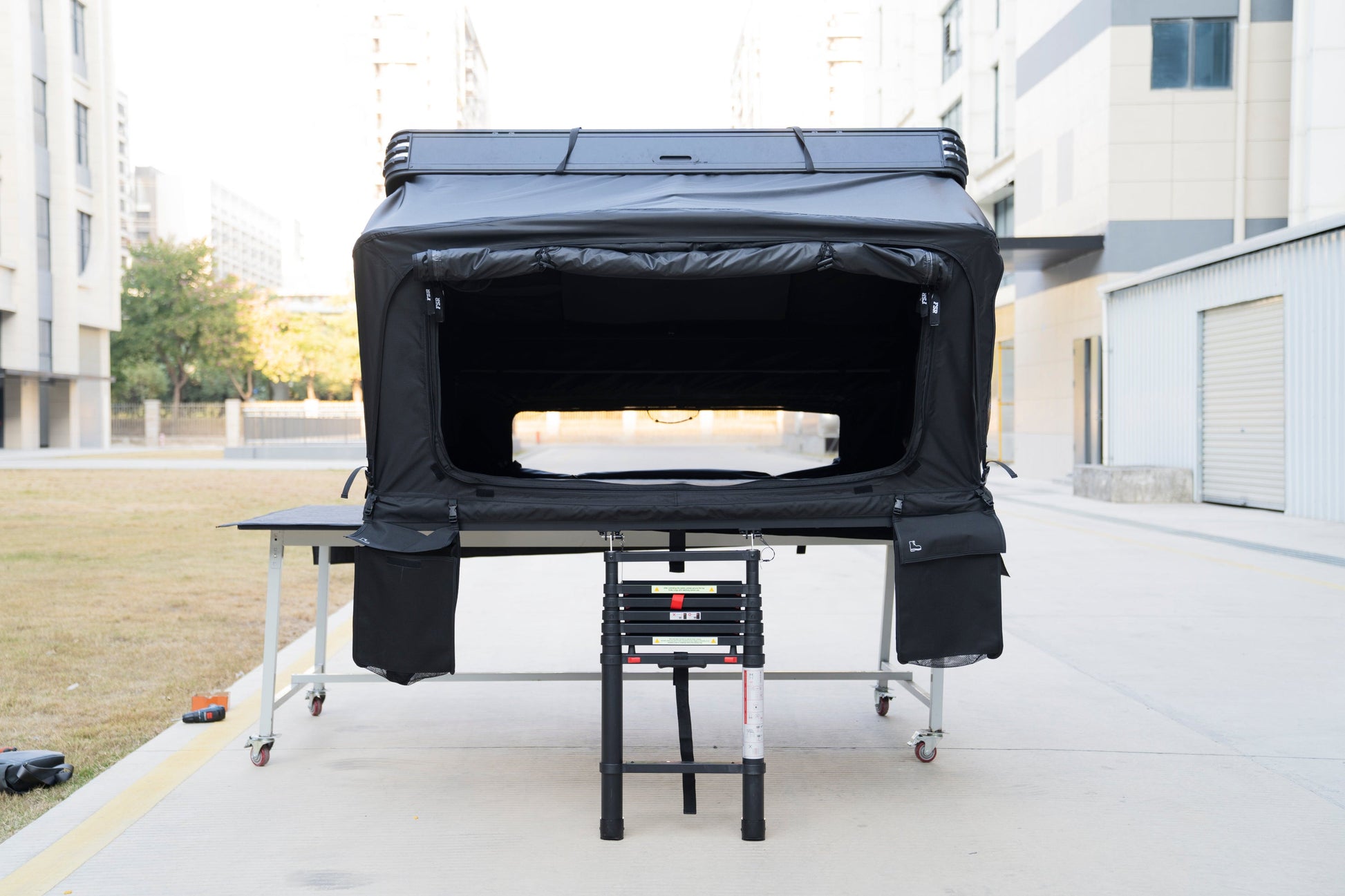 FSR Kali King Rooftop tent