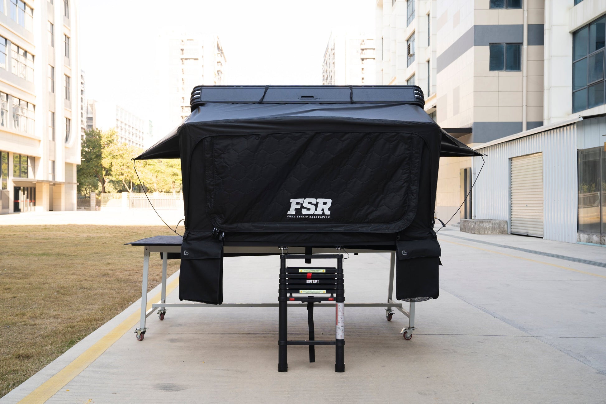 FSR Kali King Rooftop tent
