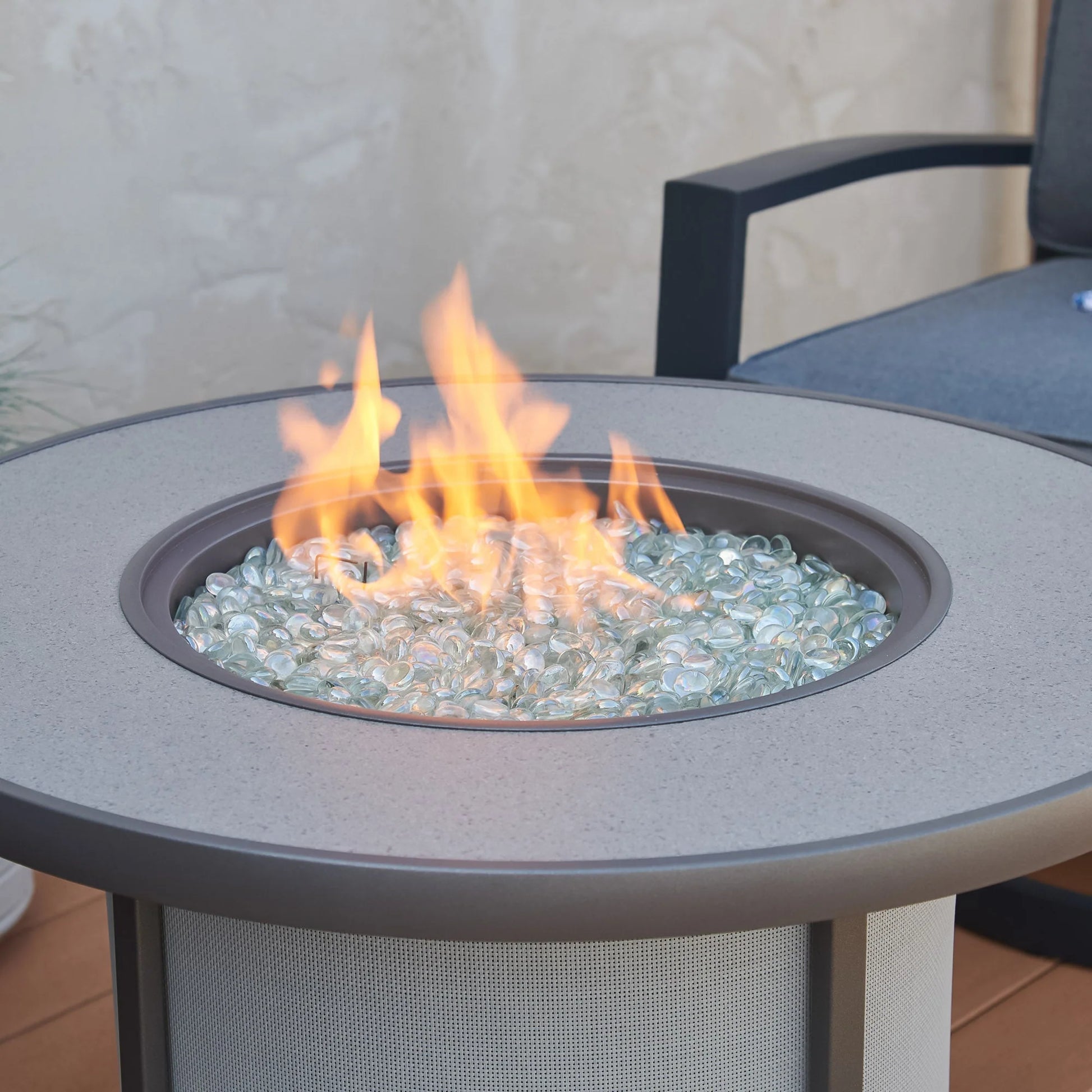 The Outdoor GreatRoom Company Stonefire Round Gas Fire Pit Table