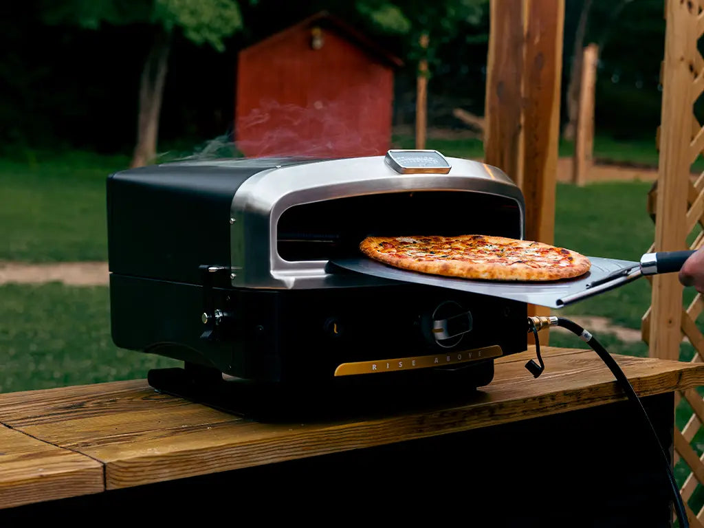 Halo Versa 16-Inch Propane Gas Powered Portable Pizza Oven with Rotating Cooking Stone