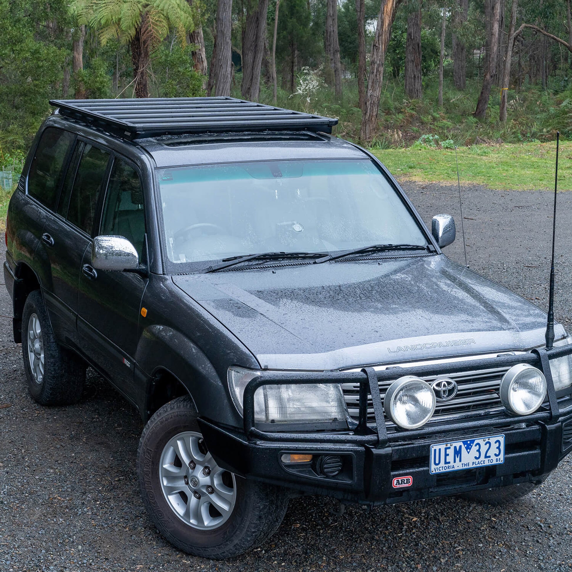 Durable Base Rack Kit with Mount and Deflector 72x51 BASE201