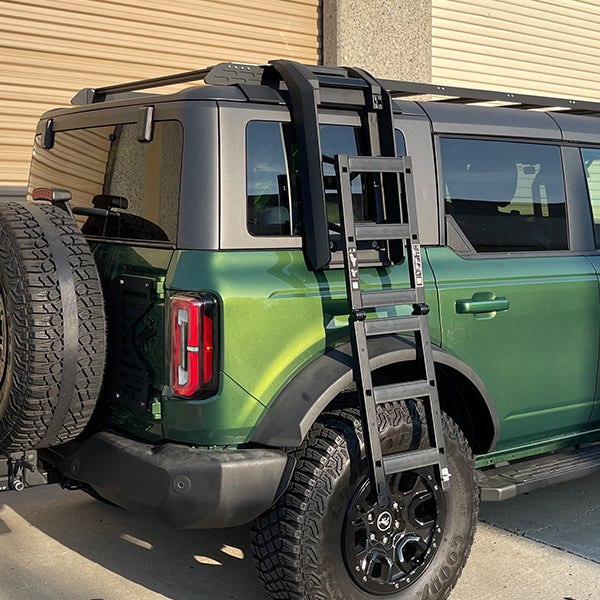 https://badasstents.com/wp-content/uploads/2023/10/badass-tents-folding-side-ladder-for-ford-bronco4.jpg