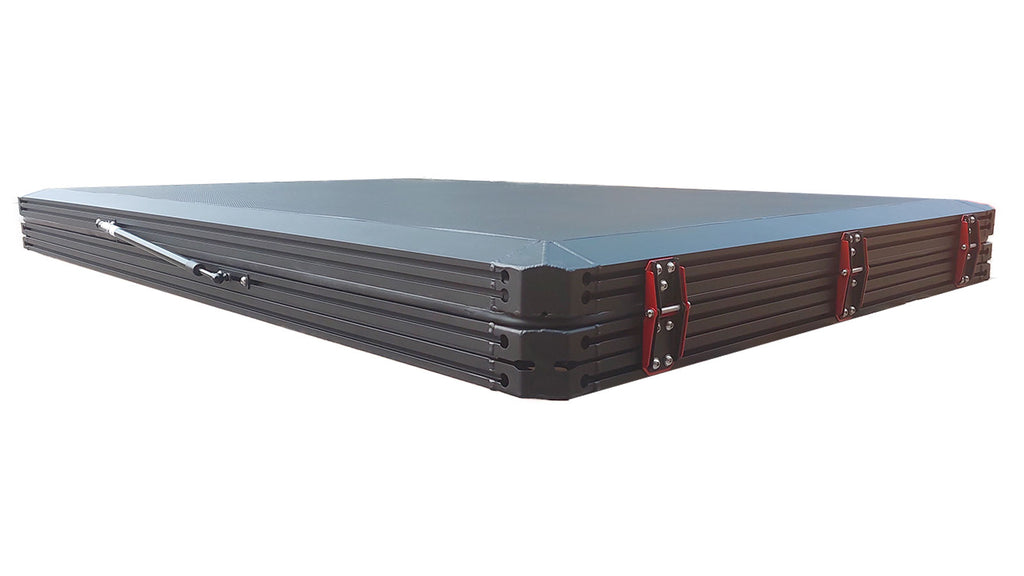 LX27 Clamshell Rooftop Tent - Durable, Lightweight & Spacious