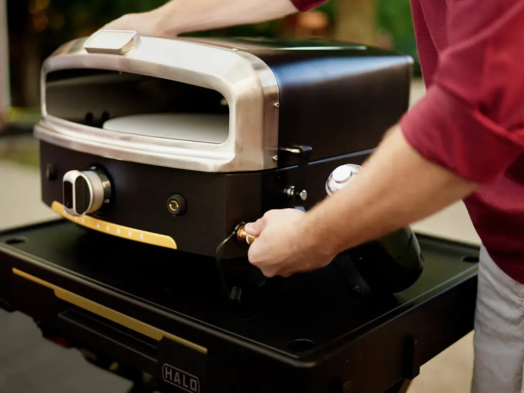 Halo Versa 16-Inch Propane Gas Powered Portable Pizza Oven with Rotating Cooking Stone