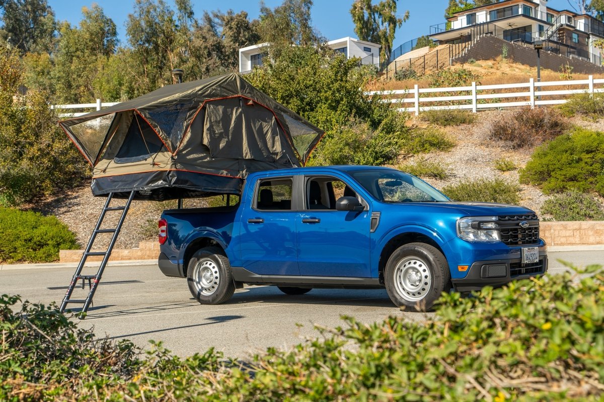 Tuff Stuff Overland Trailhead Pro Rooftop Tent